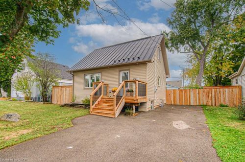 93 Alexander Dr, Brantford, ON, N3T5C6 | Card Image