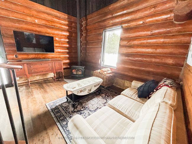 505540 Airport Rd, House other with 2 bedrooms, 1 bathrooms and 8 parking in Cobalt ON | Image 16