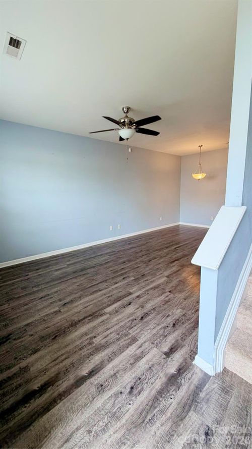 3117 Nevin Place Dr, Charlotte, NC, 28269-2020 | Card Image