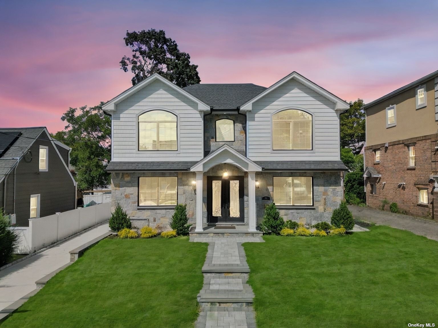 Albertson Pkwy, Albertson, NY 11507