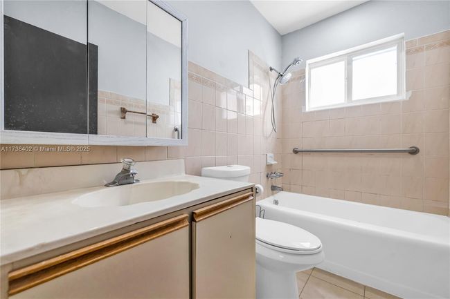 19820 Kingston Dr, House other with 4 bedrooms, 3 bathrooms and null parking in Cutler Bay FL | Image 15