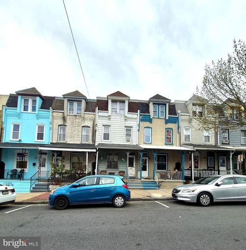 724 Weiser St, READING, PA, 19601-2422 | Card Image