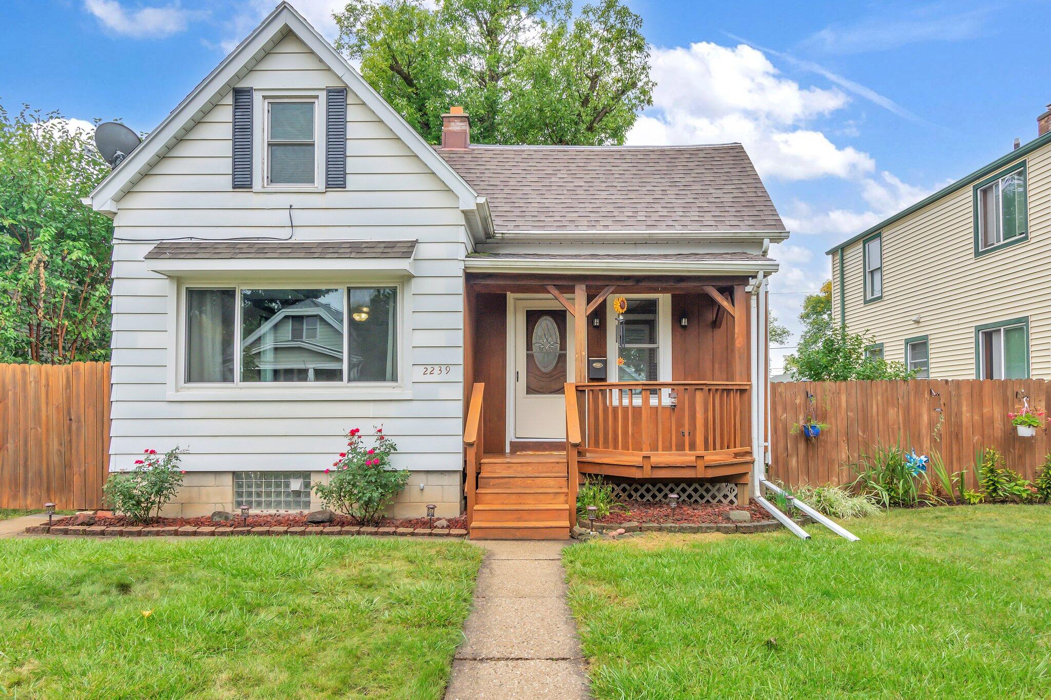76th St, Milwaukee, WI 53219