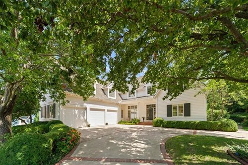 13215 Outlook St, Leawood, KS, 66209-4022 | Card Image