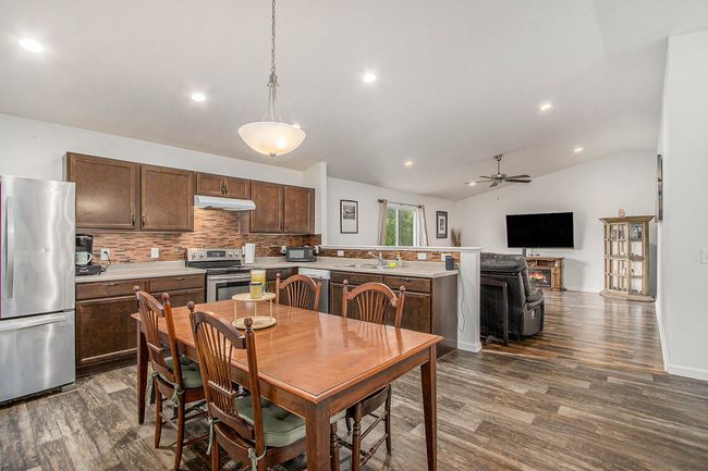 207 Station Hill St, House other with 3 bedrooms, 2 bathrooms and null parking in Galesburg MI | Image 8