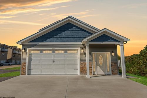 407 Kings Point Ln, Morgantown, WV, 26508-7006 | Card Image
