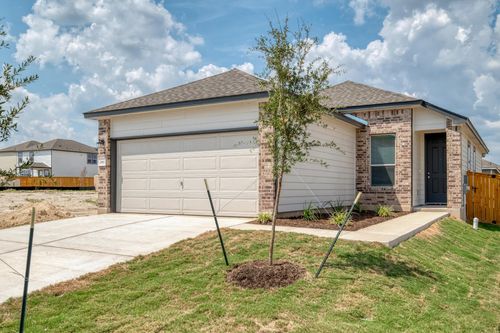 280 Feathers St, Jarrell, TX, 76537-2097 | Card Image
