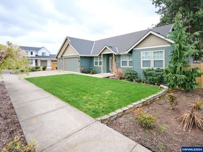 860 Se Darrow Rd, House other with 3 bedrooms, 2 bathrooms and null parking in Estacada OR | Image 3