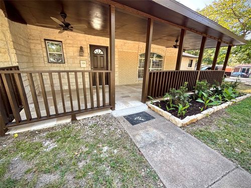 3557 Reeves St, North Richland Hills, TX, 76117-3339 | Card Image