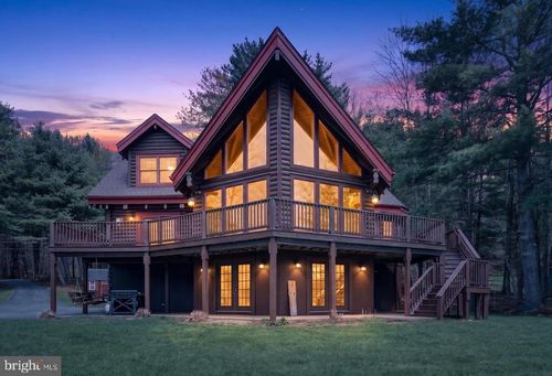 106 N Lake Rd, MONTROSE, PA, 18801-8649 | Card Image