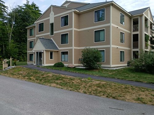 unit-3-19 Saco St, Center Conway, NH, 03813-4210 | Card Image