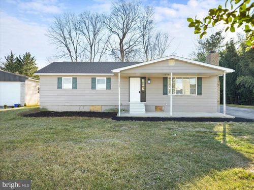 329 Emmert Rd, HAGERSTOWN, MD, 21740-1462 | Card Image