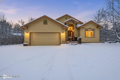11540 E Verde Cir, Palmer, AK, 99645-5703 | Card Image