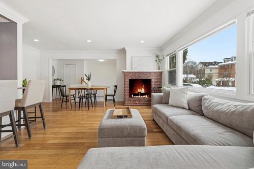 2914 Douglas St, ALEXANDRIA, VA, 22306-3108 | Card Image