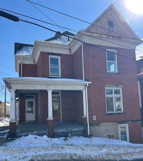 18 Observatory St, Manor, PA, 15665-9748 | Card Image