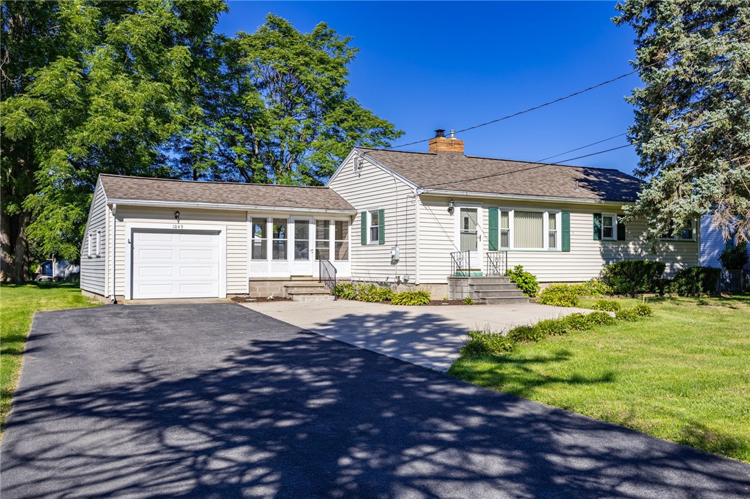Residential in Webster