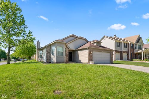 6933 Lohr Way, Indianapolis, IN, 46214-3289 | Card Image