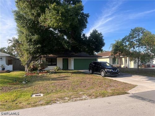 781 107th Ave N, Naples, FL, 34108-1858 | Card Image