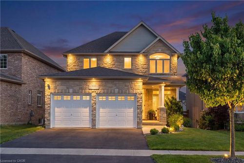 100 Pebblecreek Dr, Kitchener, ON, N2A4M5 | Card Image