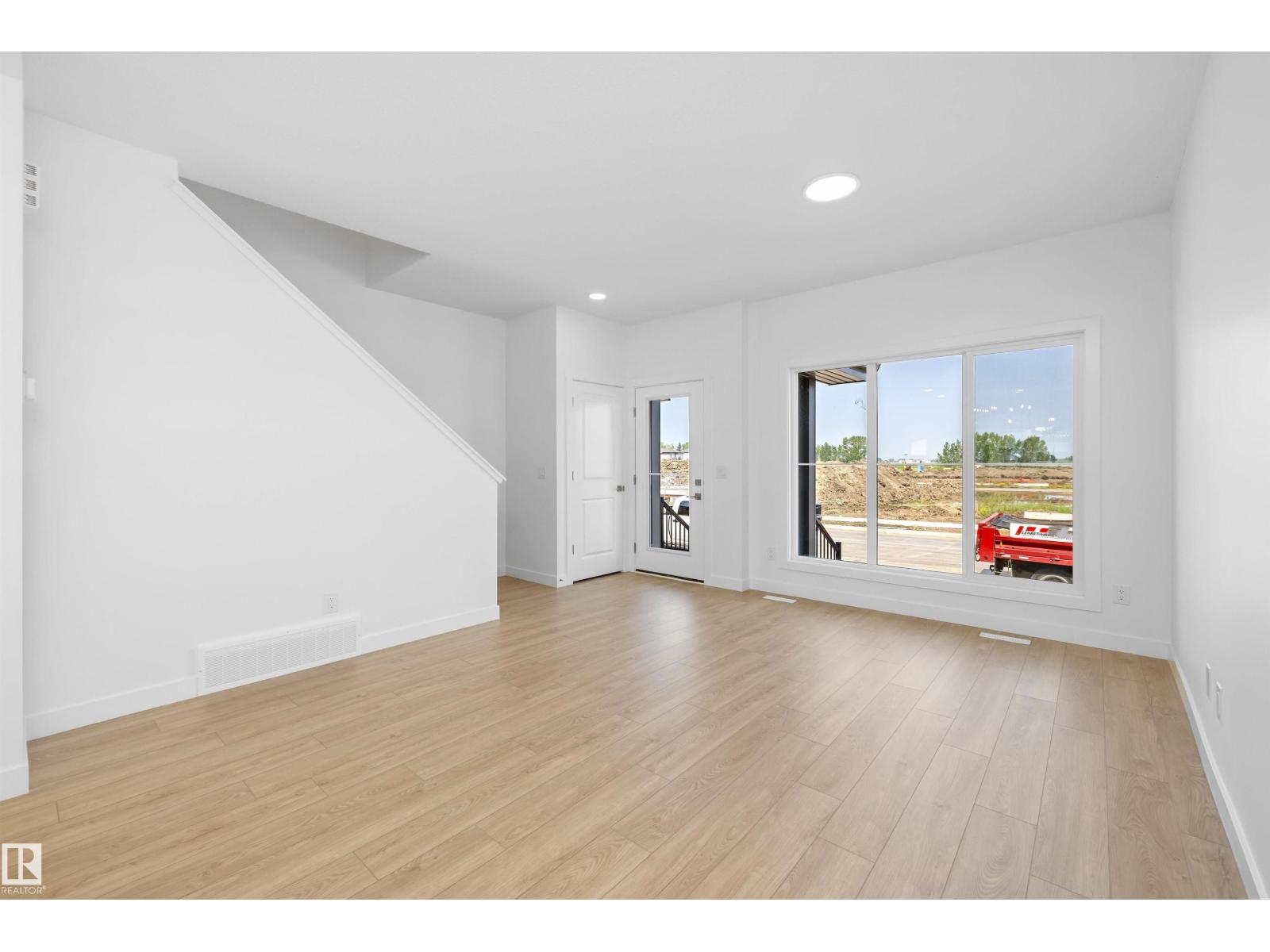 Residential in Fort Saskatchewan 4