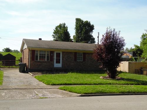1391 Stephen Foster Dr, Lexington, KY, 40517-3316 | Card Image