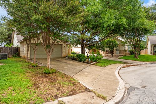 13859 Griffin Ridge Dr, San Antonio, TX, 78247-4519 | Card Image
