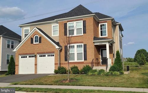 24800 Beardgrass Pl, Aldie, VA, 20105-5936 | Card Image