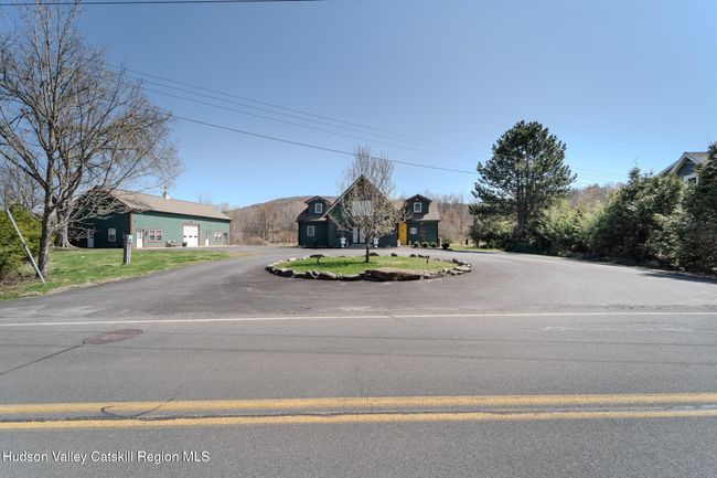 APT-2 - 52 County Rd, Condo with 2 bedrooms, 2 bathrooms and null parking in Windham NY | Image 4