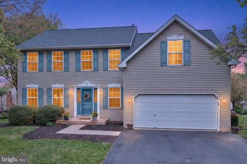 510 Penny Ln, Perkasie, PA, 18944-1588 | Card Image