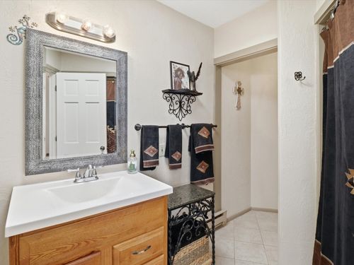 35 Vista Alondra, Santa Fe, NM, 87508-6697 | Card Image