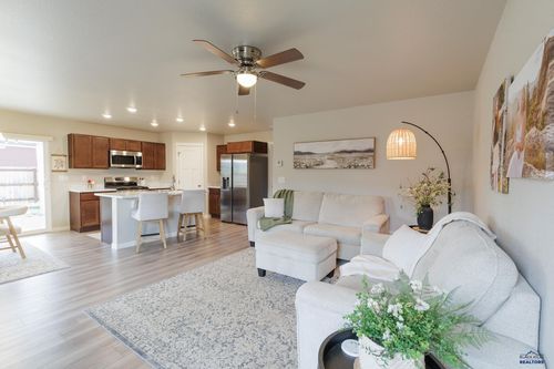 515 Aaron Ct, Rapid City, SD, 57703 | Card Image