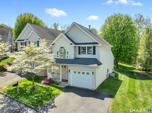 49-49 Copper Beech Ln, Portland, CT, 06480-1578 | Card Image