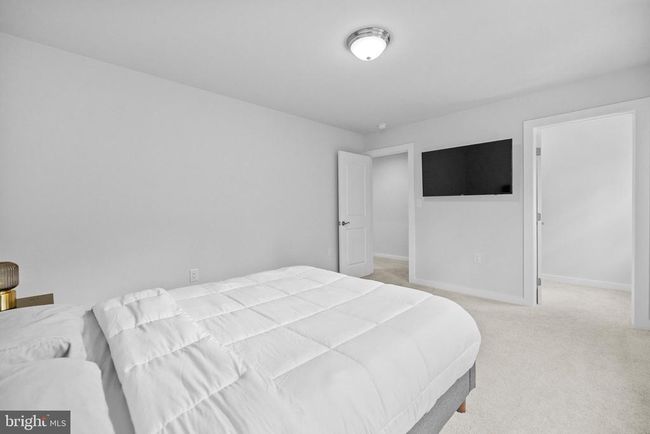 18518 Old Triangle Rd, House other with 5 bedrooms, 6 bathrooms and null parking in TRIANGLE VA | Image 33