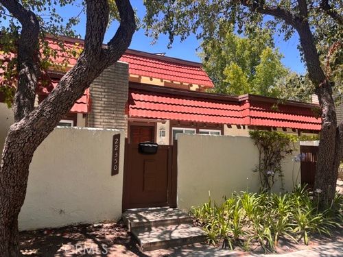 22350 James Alan Cir, Chatsworth, CA, 91311-2054 | Card Image