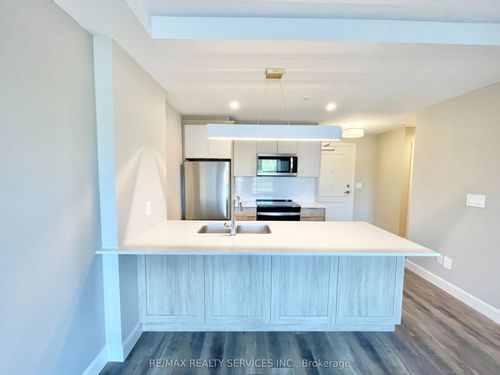 213-34 Norman St, Brantford, ON, N3R2Y1 | Card Image