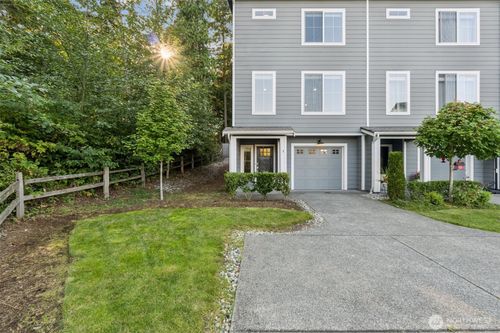 unit-1-2014 101st Ave Se, Lake Stevens, WA, 98258-9727 | Card Image