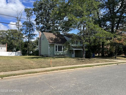1 Corey Dr, Oakhurst, NJ, 07755-1229 | Card Image