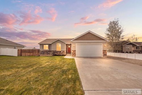 5306 E Buchanan Avenue, Iona, ID, 83427 | Card Image