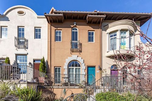 484 Gabilan St, Los Altos, CA, 94022-4034 | Card Image