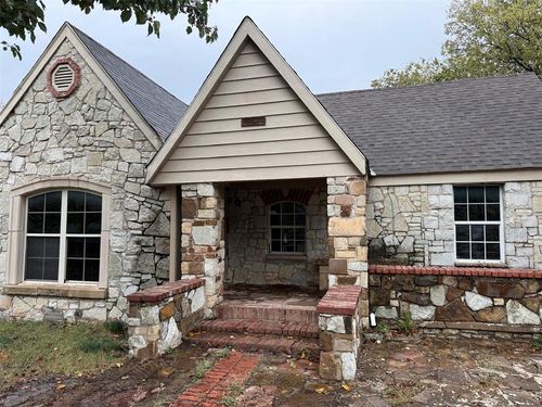 1141 Sw Binkley St, Oklahoma City, OK, 73109-2725 | Card Image