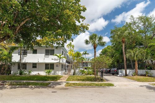 2-645 Ne 77th St, Miami, FL, 33138-5142 | Card Image