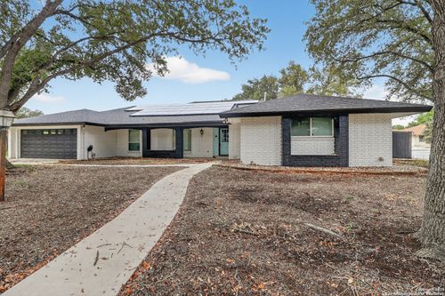 421 Candleglo, Windcrest, TX, 78239-2506 | Card Image