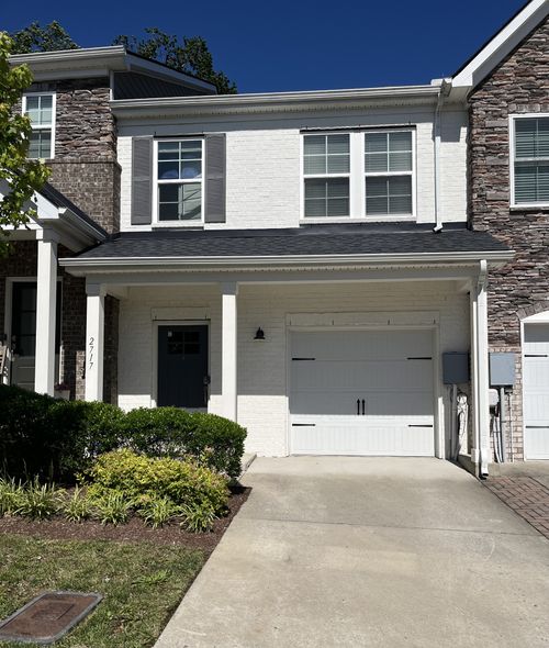 2717 Gossett Trl, Nashville, TN, 37221-2626 | Card Image