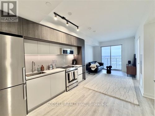 w2001-185 Millway Drive, Vaughan (Vaughan Corporate Centre), ON, L4K0L2 | Card Image