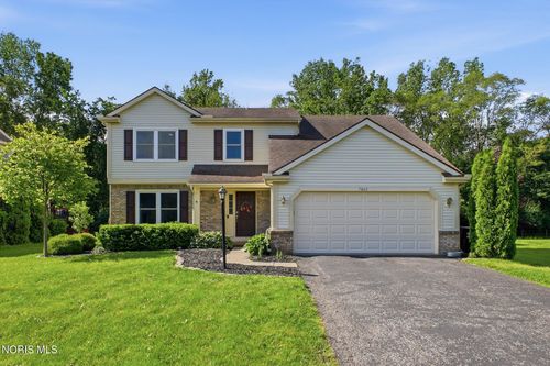 7063 Wexford Hill Ln, Holland, OH, 43528-9103 | Card Image