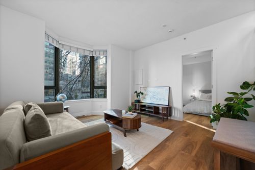 203-1238 Melville St, Vancouver, BC, V6E4N2 | Card Image