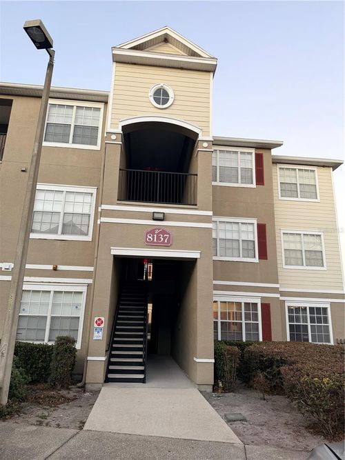 apt-207-8137 Claire Ann Dr, ORLANDO, FL, 32825-3140 | Card Image