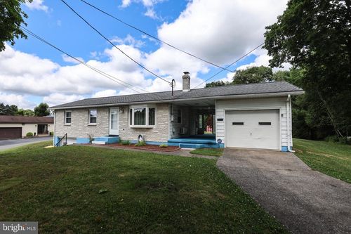 197 Llewellyn Rd, POTTSVILLE, PA, 17901-9058 | Card Image