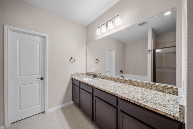 Double vanity | Image 7