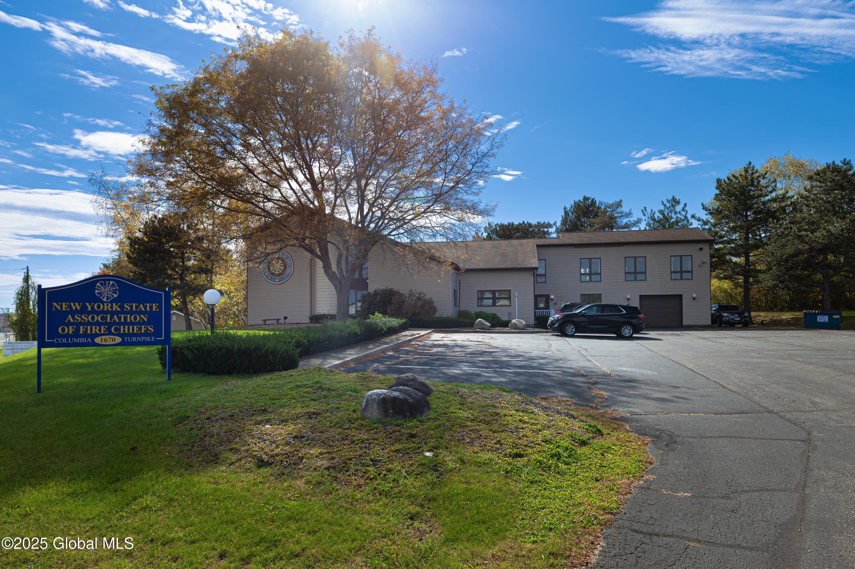 1670 Columbia Tpke, Castleton, NY 12033